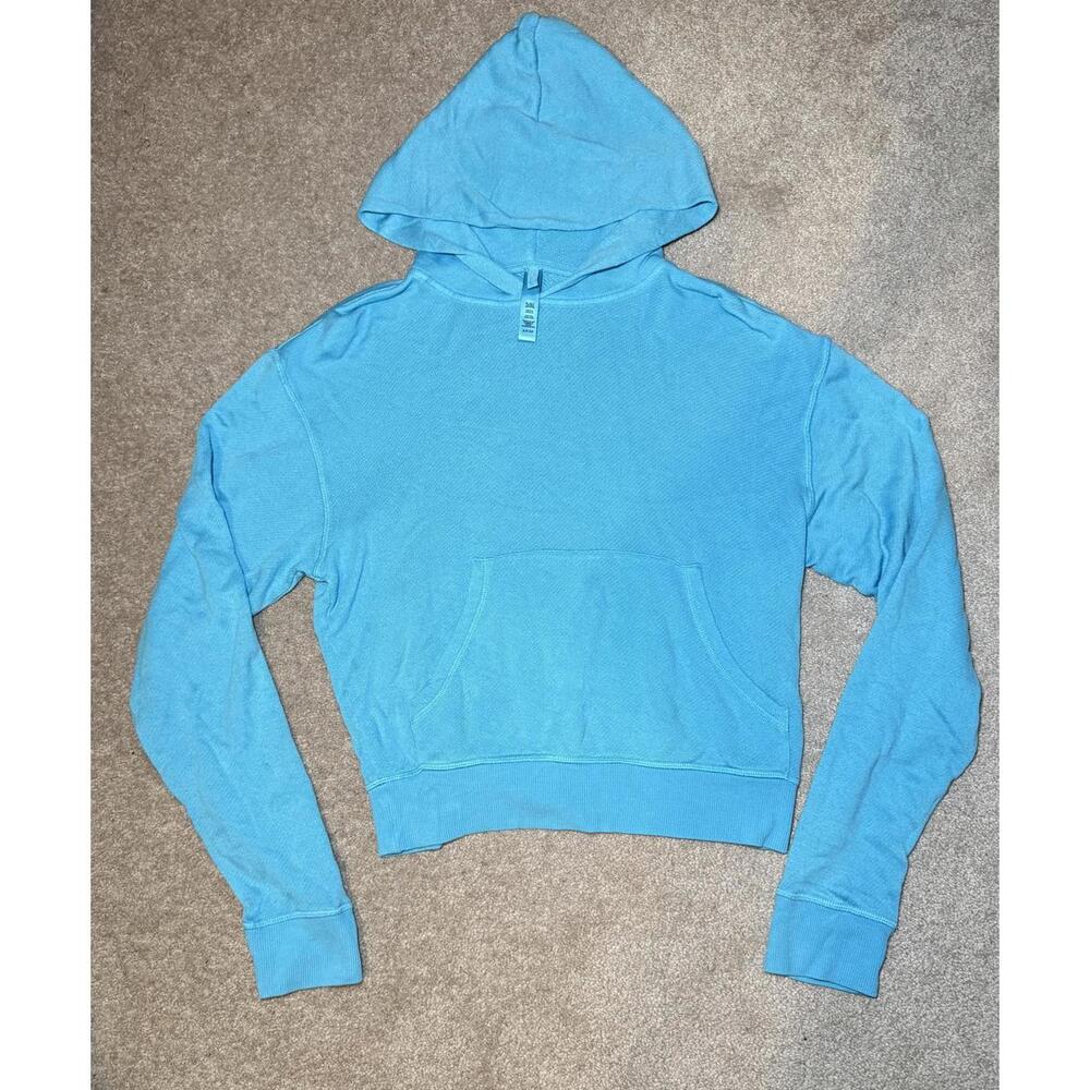 NWOT Skims French Terry Modal Classic Light Weight Hoodie Color Cyan Size Small - Picture 4 of 4